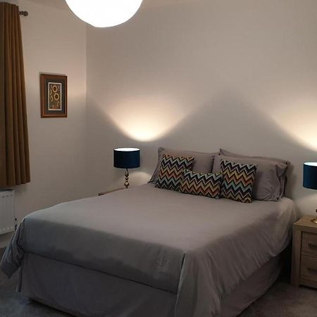 Beautiful Garden Apartment In Leafy St Leonards 5 Mins To Beach Exteriér fotografie