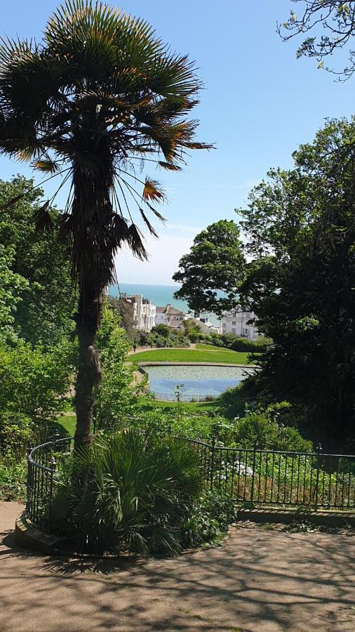Beautiful Garden Apartment In Leafy St Leonards 5 Mins To Beach Exteriér fotografie