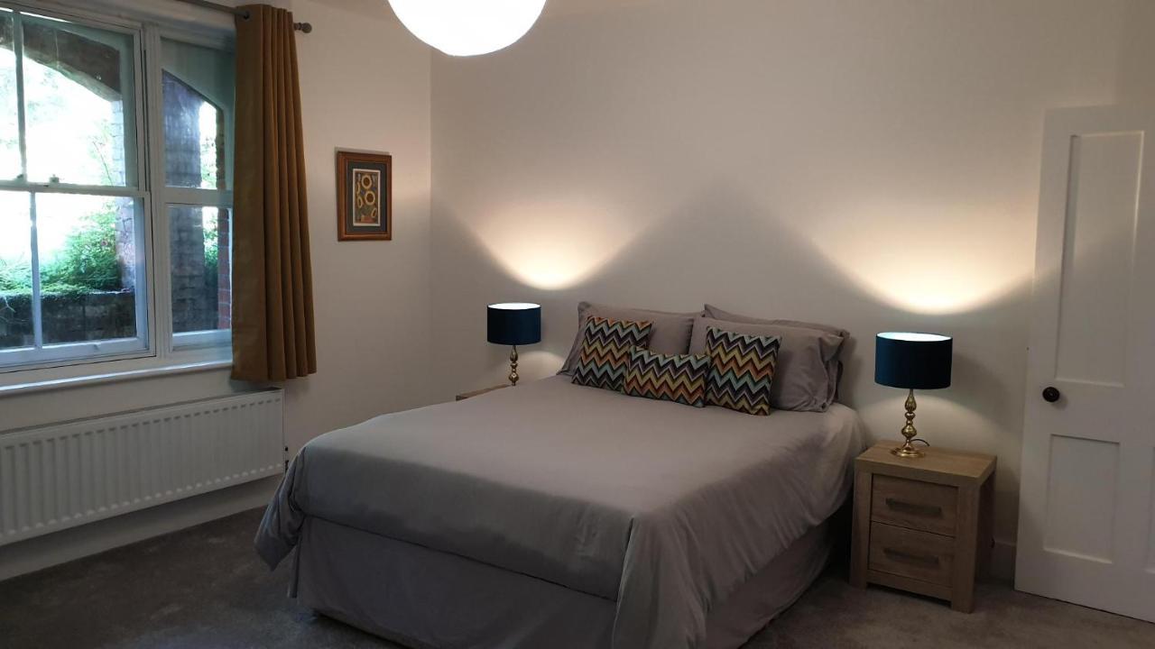 Beautiful Garden Apartment In Leafy St Leonards 5 Mins To Beach Exteriér fotografie